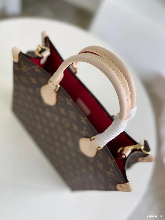 WIS PETIT SAC PLAT LOUIS VUITTON 1205